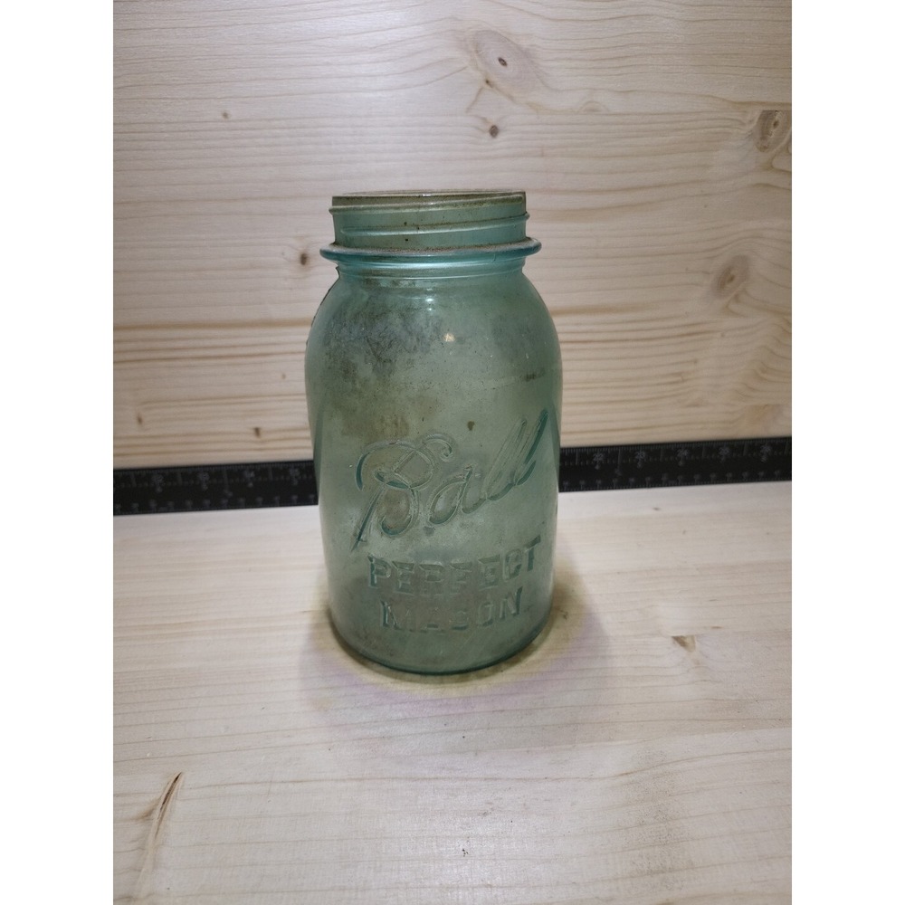 Blue Ball Perfect Mason 4 Jar - Right Out Of The Barn Floor!